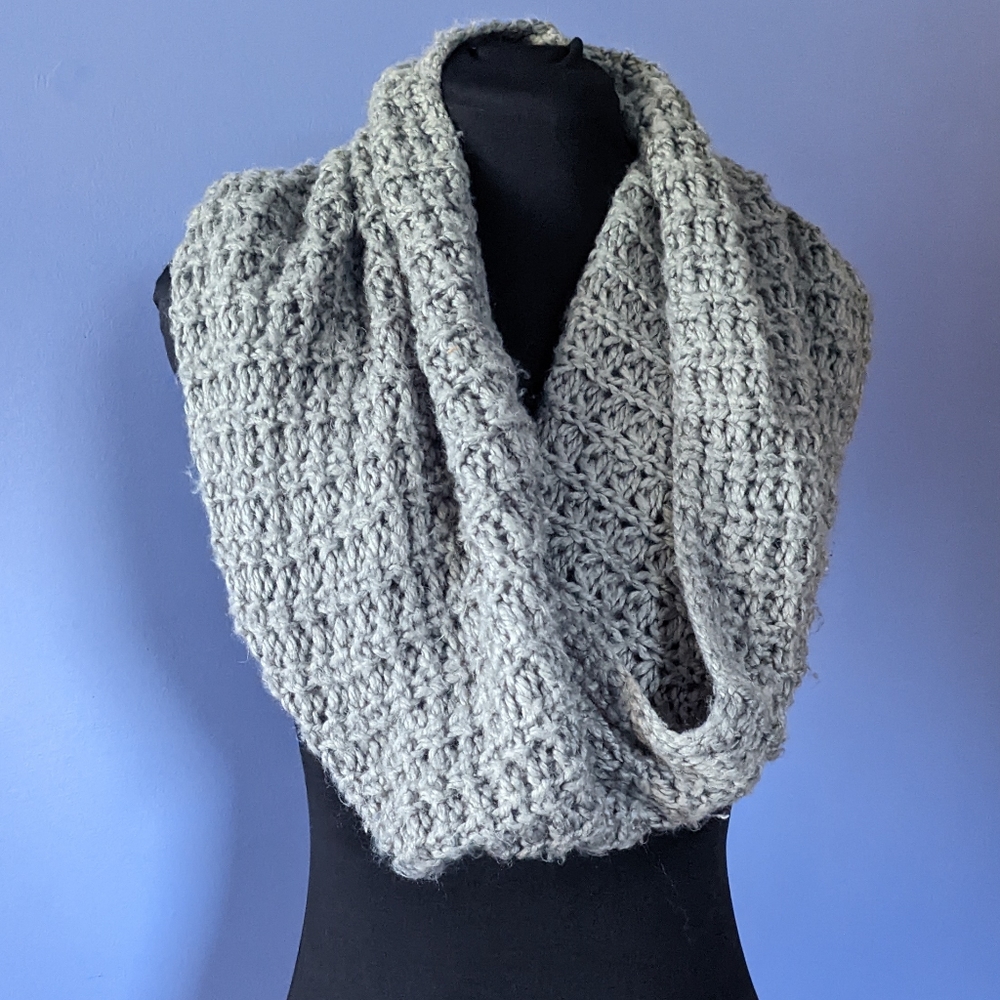 Gap Cowl Scarf